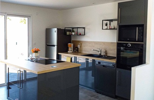 La Turballe House | Spacious gîte close to the beach and port