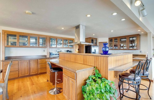 Grand Junction House | Spacious Grand Junction Home Rental w/Mtn Views!
