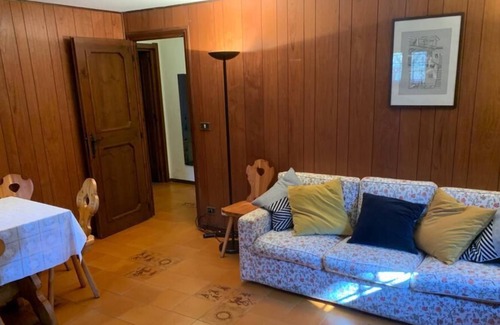 Pallusieux Apartment | Spacious ground floor apartment
