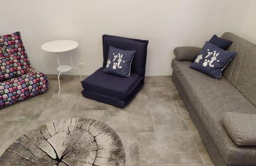 Etu-Toolo Apartment | Spacious ground-floor apartment in Etu-Töölö
