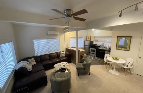 Westfield House | Spacious Guest House in the Heart of Central Austin- Walkable!
