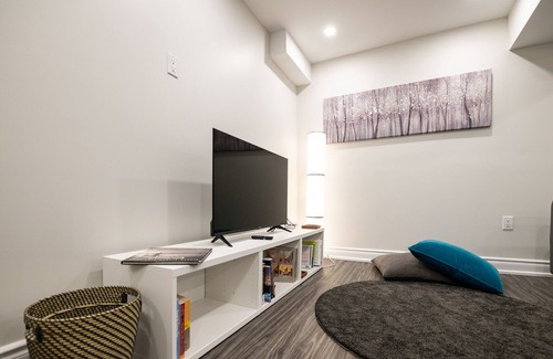 Burlington Apartment | Spacious Guest Suite Downtown Burlington