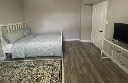 Durham Region House | Spacious guest unit close to all aminities