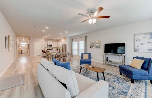 Bell County House | Spacious Haven for Workers in South Temple