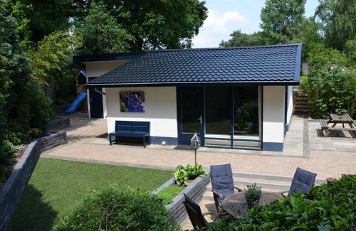 Municipality of Ermelo House | Spacious holiday home in Ermelo with private garden