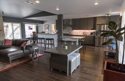 South Lamar House | Spacious home in the heart of Austin with large backyard and private pool