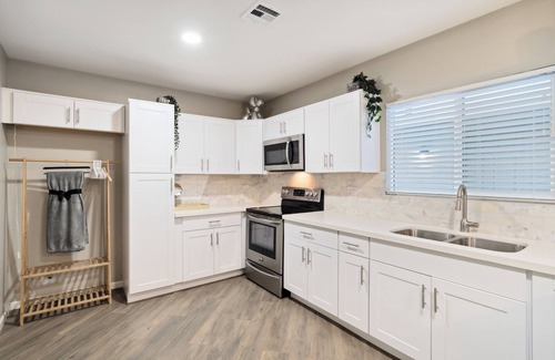Scottsdale Estates Ten House | Spacious home near Old Town Scottsdale with a game room and hot tub!