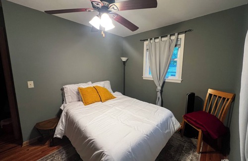 Lee Park House | Spacious Home Near Parks and North Loop MPLS