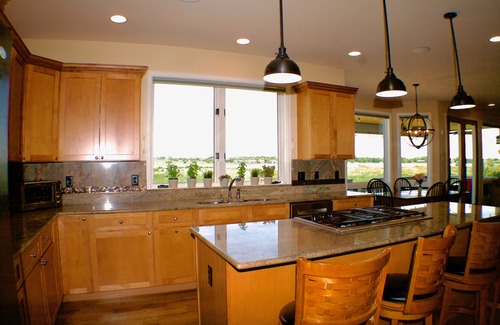 Longmont House | Spacious Home on Lake w/Rocky Mountain Views - 15 Min to Boulder