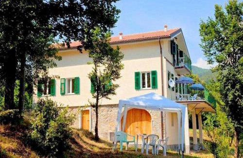 Sesta Godano House | Spacious home surrounded by nature