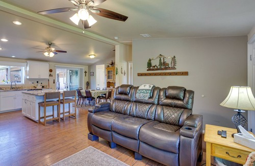 Ridgway House | Spacious Home w/Deck: 5 Mi to Ridgway State Park!