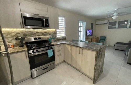Esperanza House | Spacious Home with Beach Gear and Outdoor Space