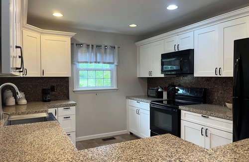 Dayton House | Spacious home with plenty of room for the whole family in Dayton!