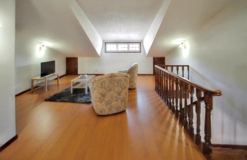 Santa Maria da Feira House | Spacious house in Santa Maria da Feira - 220 m² with city view