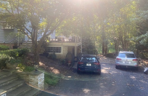 Mount Holly House | Spacious House on the lake 15 min from uptown Charlotte or CLT airport