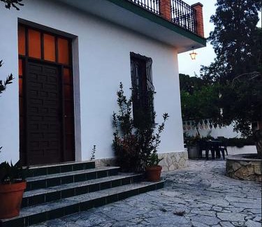 Tortosa House | Spacious House Tortosa + Pool