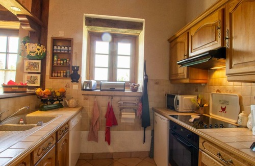Cherveix-Cubas Cottage | Spacious House with WiFi, Fireplace, and Large Garden near Montignac and Hautefort Castle