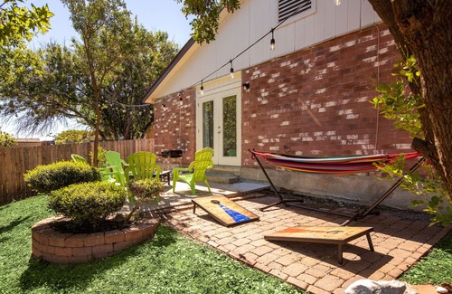 Heritage House | Spacious house w/Gameroom/BBQ/Firepit Next SeaWorld & Lackland AFB