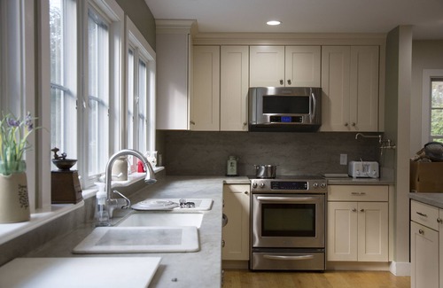Water Mill House | SPACIOUS, IMMACULATE 5 BEDROOM SOUTHAMPTON BEAUTY!