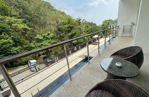 Kamala Apartment | Spacious jungle view apartment Kamala Falls U12
