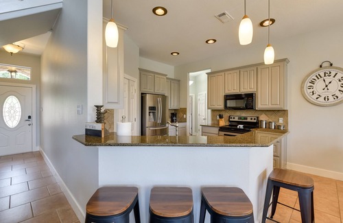 Granbury House | Spacious Lake Granbury Vacation Rental w/Dock!