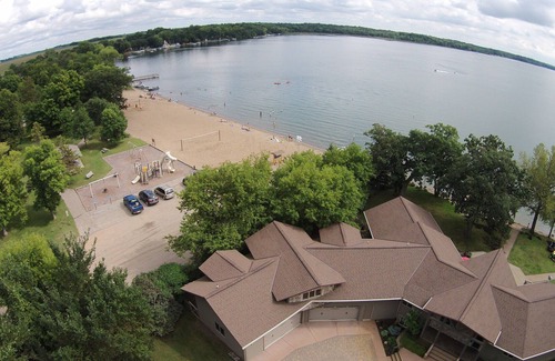 Annandale Cabin | Spacious Lake Home on Beautiful Cedar Lake