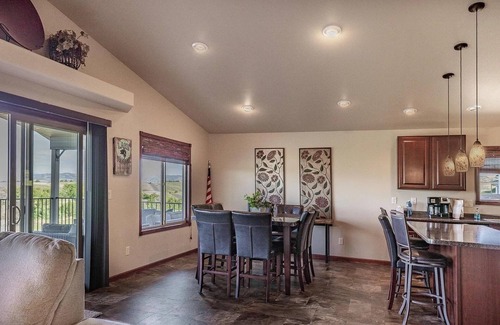 Smithwick House | Spacious Lake House!
