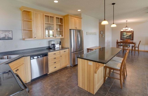 Walker Condo | Spacious Lakefront duplex on Leech Lake with beautiful views! #206