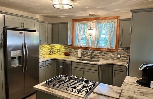 Norway Cottage | Spacious Lakefront House, Walkable to Indiana Beach