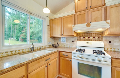 Chetek House | Spacious Lakefront New Auburn Home w/Sunroom