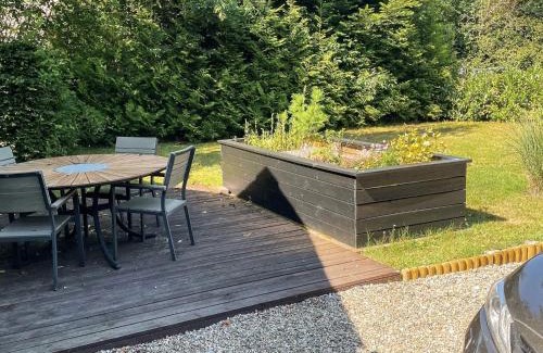 Ansager House | Spacious Lakeside Retreat
