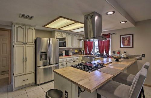 Lancaster House | Spacious Lancaster Family Ranch - BBQ and Patio