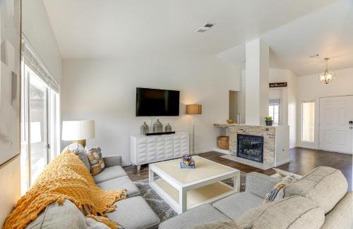 Paradise House | Spacious Las Vegas Home with Private Pool and Hot Tub