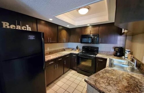 St. Pete Beach Condo | 🌊 Spacious Layout with Stunning Bay Views