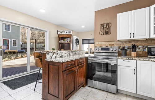 Stillwater House | Spacious light-filled house near Stillwater - The Stone's Throw Riverhouse