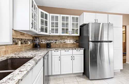 Stillwater House | Spacious light-filled house near Stillwater - The Stone's Throw Riverhouse