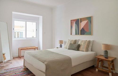 Mina Apartment | Spacious & Light-Filled 4BR Apartment By TimeColer