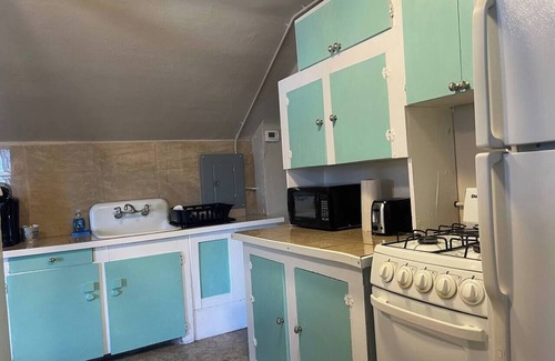 Cheyenne Apartment | Spacious Loft near Downtown with kitchen & office