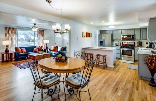 Longmont House | Spacious Longmont Beauty Ready For Guests!