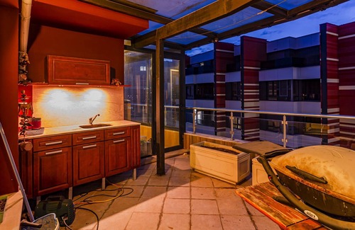Studentski Grad Apartment | Spacious Lovely 3-Bed Apartment with big balcony