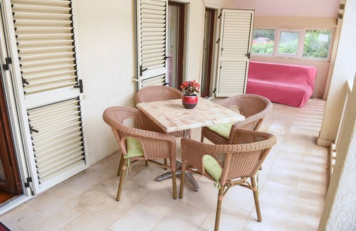 Bijeli do Apartment | Spacious Lovely Apartment Budva