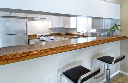 West Newport Apartment | Spacious Lower unit just 2 houses from the sand!