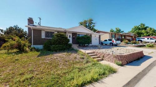 Dupont House | Spacious Lower Unit Updated Two King Beds in Denver