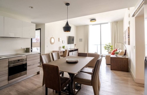 Hollywood Lakes Condo | Spacious Lux Intracoastal Beachfront Resort. 2 BDR