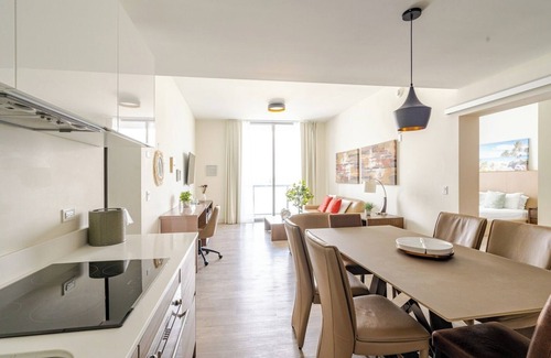 Hollywood Lakes Condo | Spacious Lux Intracoastal Beachfront Resort. 2 BDR