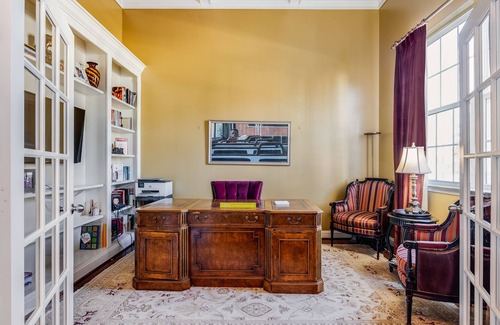 Aspen Hill House | Spacious, Luxurious, 5 bedroom Stunner Conveniently Located In Silver Spring