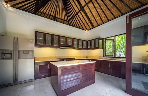 Kerambitan Villa | Spacious Luxury Villa Bali