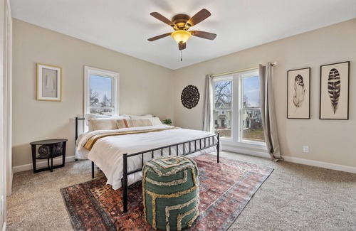 Marion House | Spacious Marion Haven: Enjoy Two Living Spaces in the Heart of the City