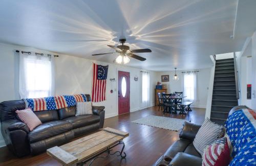Greenfield House | Spacious Missouri Vacation Rental with Fire Pit!