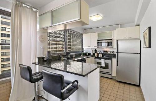 Indian Village Apartment | Spacious & Modern 2BR Apartment - Algonquin 06-008E